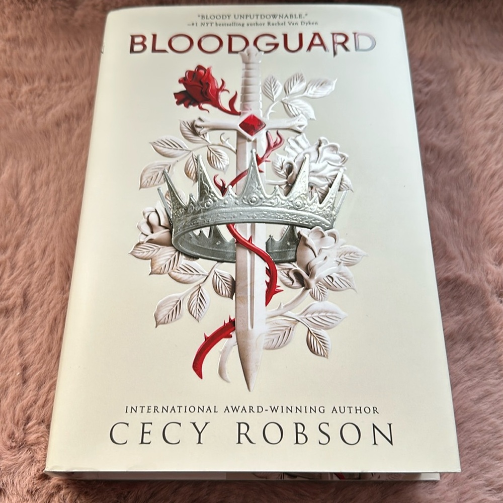 •HARDCOVER•✨Bloodguard  by Cecy Robson✨